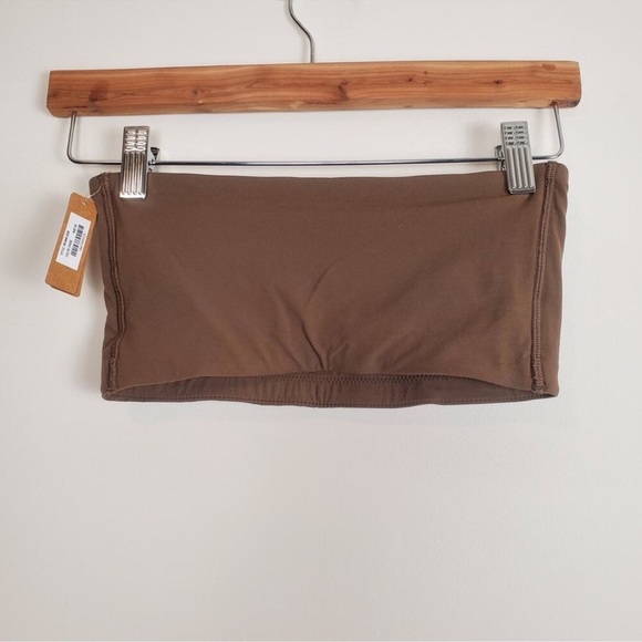 NWT Skims Fits Everybody Bandeau Bra Oxide Womens size L - Picture 2 of 5